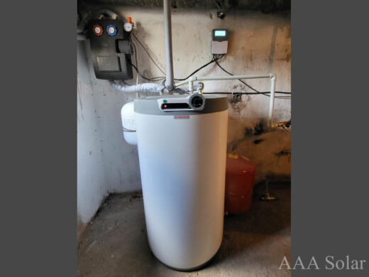 Solární ohřev vody s bojlerem 125 litrů.