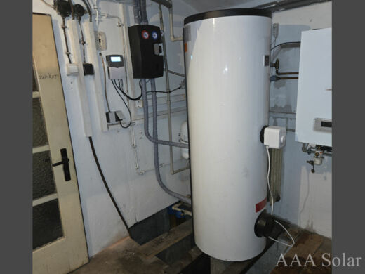 Solární ohřev vody s přitápěním a bojlerem 300 litrů.