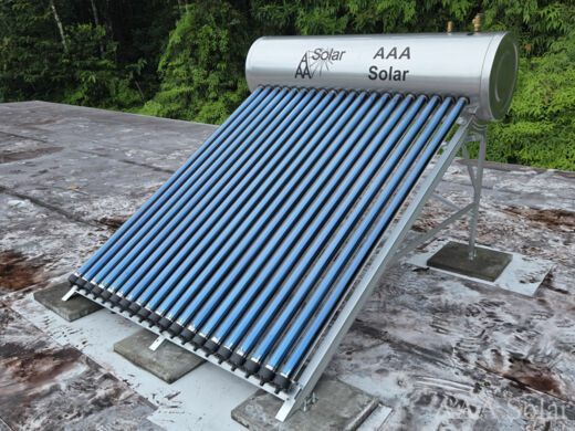 Solární trubicový kolektor s bojlerem - Vše v jednom.